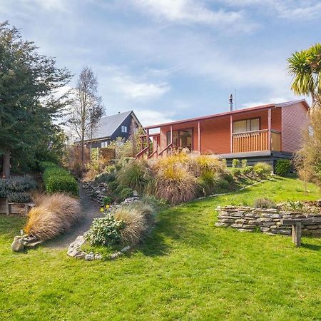 Korimako Ridge - Lake Hawea Holiday Home Exterior photo