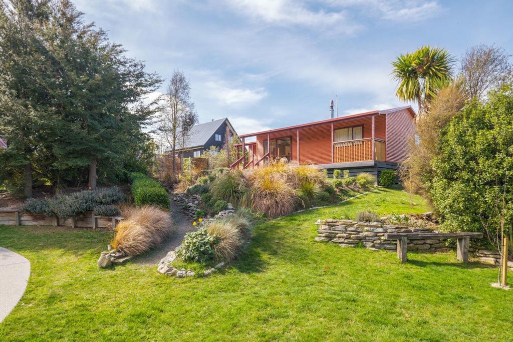 Korimako Ridge - Lake Hawea Holiday Home Exterior photo